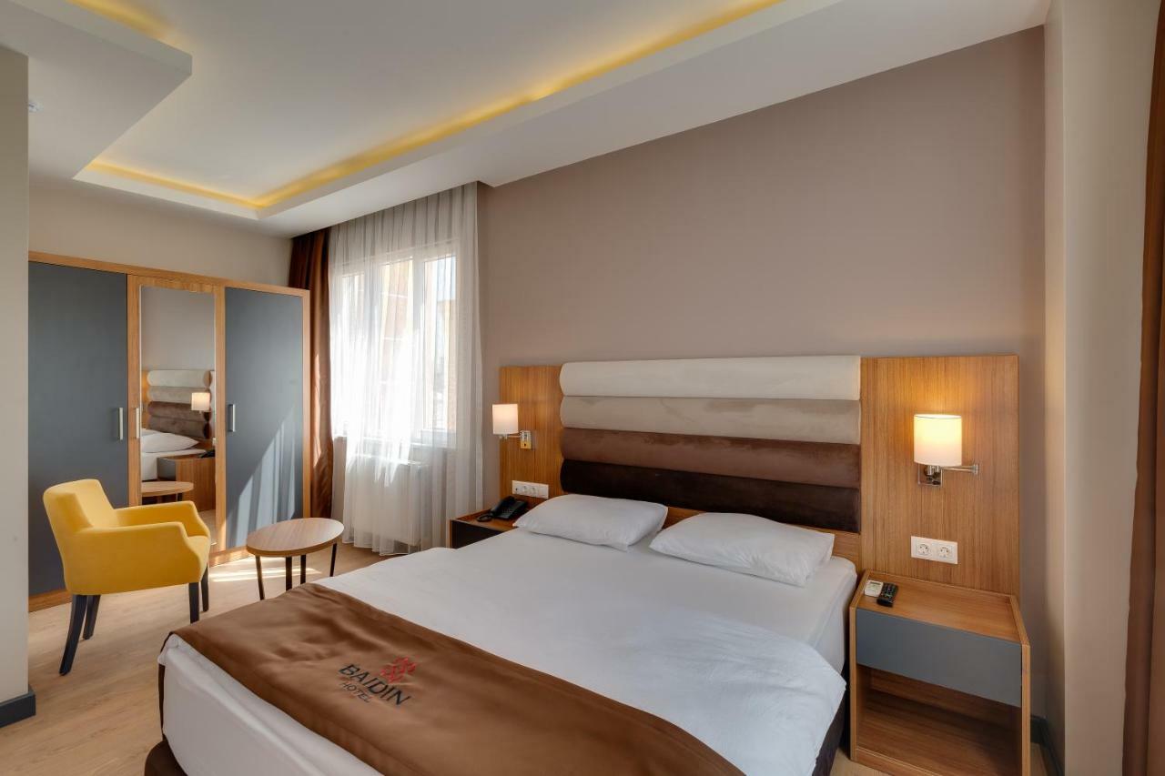 City Hotel Batumi Exterior photo