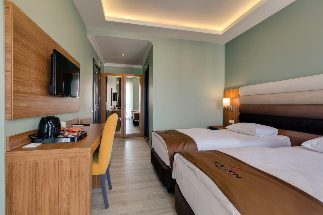 City Hotel Batumi Exterior photo